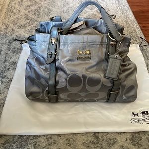 COACH Mia Signature Silver Bag No. D1073-15784 - Like New w/ Drawstring Pouch